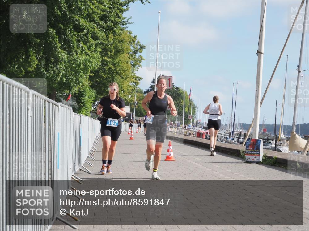 17.08.2025 - KN Förde Triathlon 2025 KatJ http://msf.ph/oto/8591847 17.08.2025 10:19:28 Laufen 167, 189, 212 meine-sportfotos.de