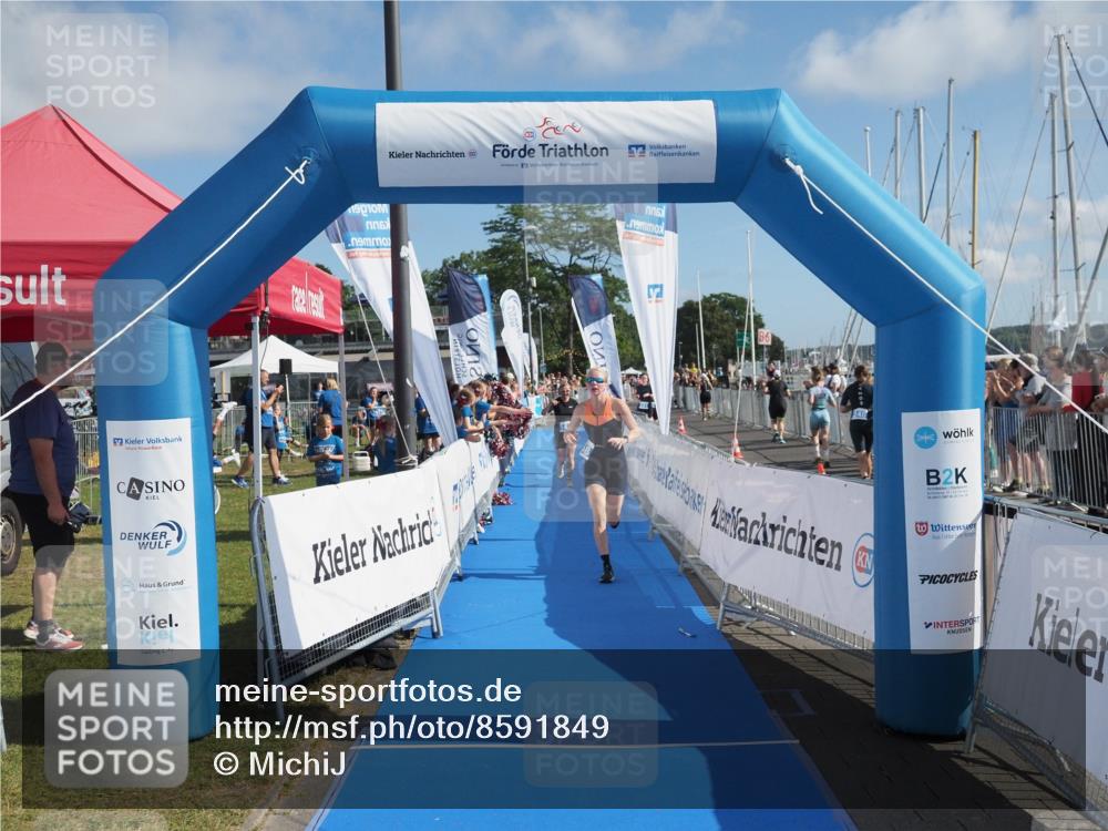 17.08.2025 - KN Förde Triathlon 2025 MichiJ http://msf.ph/oto/8591849 17.08.2025 10:34:26 Laufen 144, 158 meine-sportfotos.de