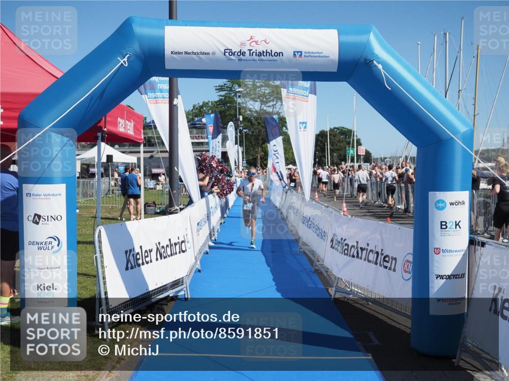 17.08.2025 - KN Förde Triathlon 2025 MichiJ http://msf.ph/oto/8591851 17.08.2025 11:54:22 Laufen 274 meine-sportfotos.de