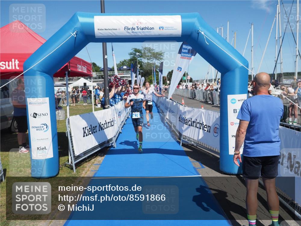 17.08.2025 - KN Förde Triathlon 2025 MichiJ http://msf.ph/oto/8591866 17.08.2025 13:51:43 Laufen 416, 460 meine-sportfotos.de