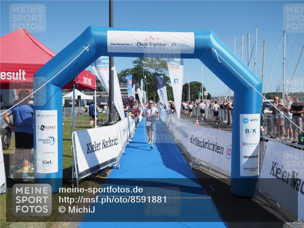 17.08.2025 - KN Förde Triathlon 2025 MichiJ http://msf.ph/oto/8591881 17.08.2025 11:54:22 Laufen 274 meine-sportfotos.de