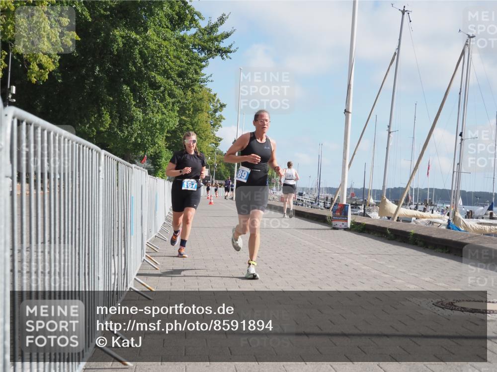 17.08.2025 - KN Förde Triathlon 2025 KatJ http://msf.ph/oto/8591894 17.08.2025 10:19:29 Laufen 167, 189, 205, 212 meine-sportfotos.de
