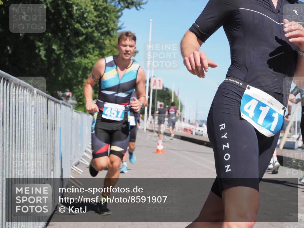 17.08.2025 - KN Förde Triathlon 2025 KatJ http://msf.ph/oto/8591907 17.08.2025 13:37:44 Laufen 411, 457, 505 meine-sportfotos.de