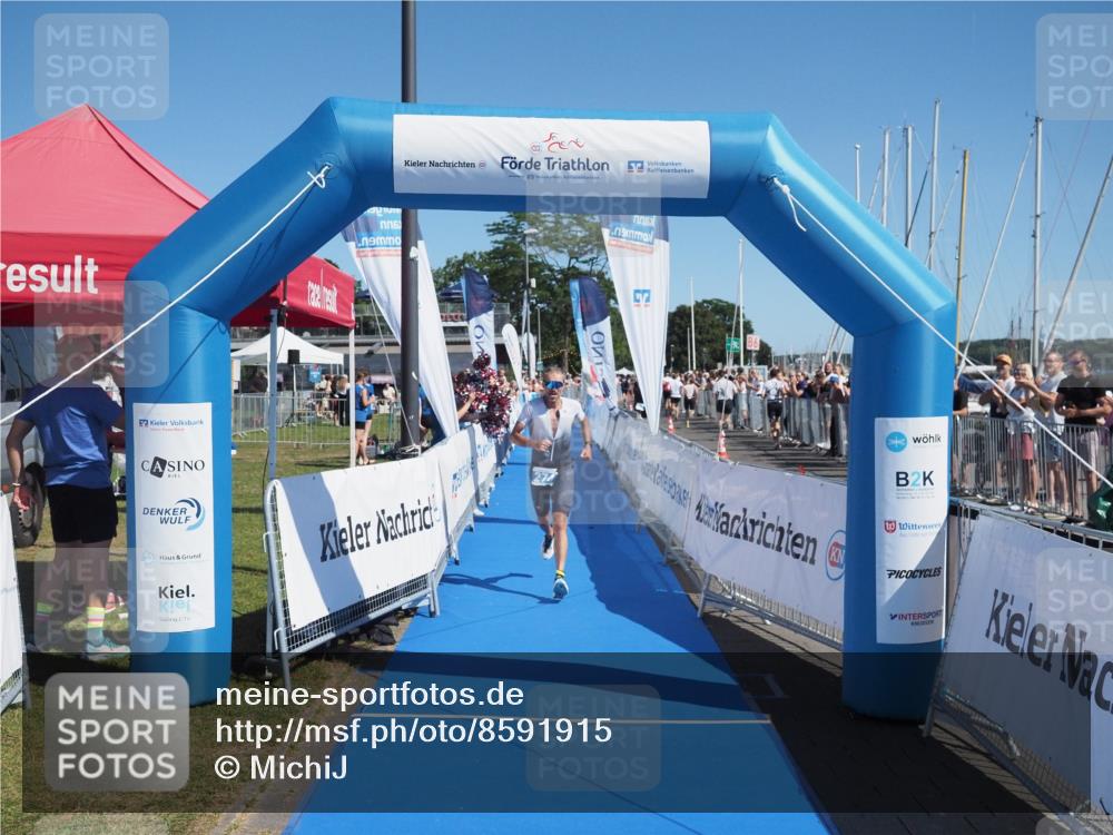 17.08.2025 - KN Förde Triathlon 2025 MichiJ http://msf.ph/oto/8591915 17.08.2025 11:54:23 Laufen 274 meine-sportfotos.de