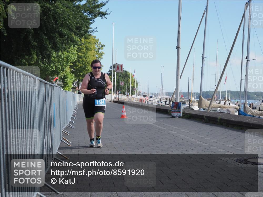17.08.2025 - KN Förde Triathlon 2025 KatJ http://msf.ph/oto/8591920 17.08.2025 10:56:53 Laufen 194 meine-sportfotos.de