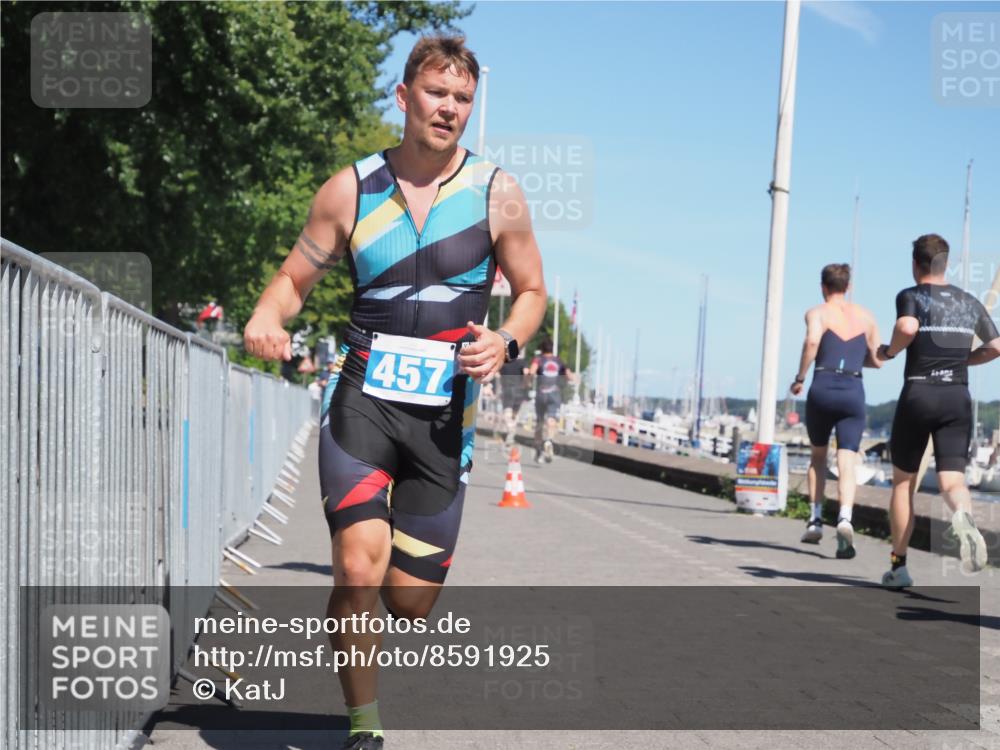 17.08.2025 - KN Förde Triathlon 2025 KatJ http://msf.ph/oto/8591925 17.08.2025 13:37:45 Laufen 411, 457, 505 meine-sportfotos.de