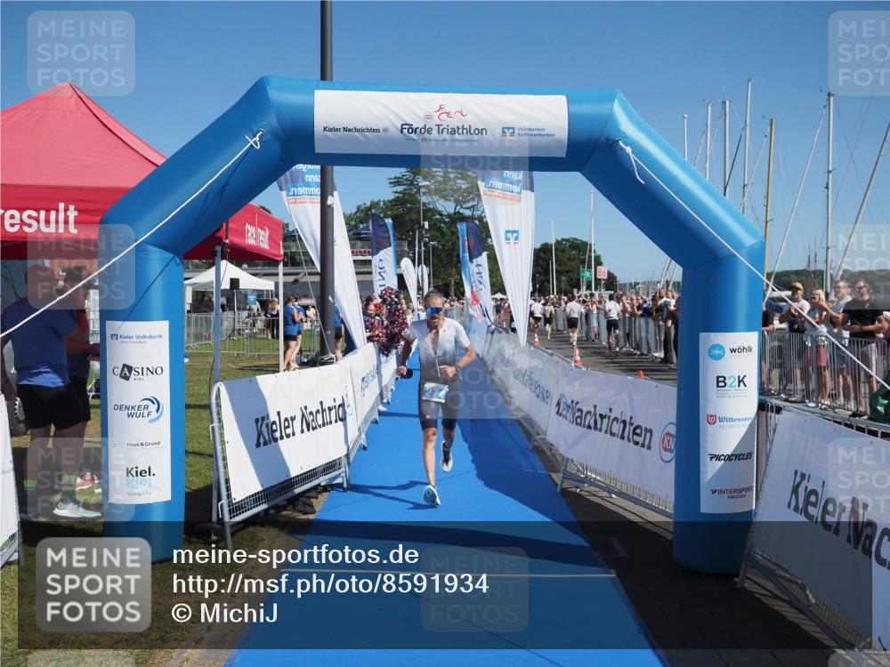 17.08.2025 - KN Förde Triathlon 2025 MichiJ http://msf.ph/oto/8591934 17.08.2025 11:54:23 Laufen 274 meine-sportfotos.de