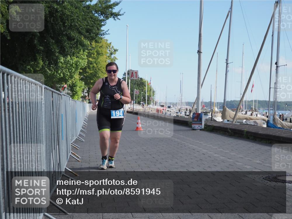 17.08.2025 - KN Förde Triathlon 2025 KatJ http://msf.ph/oto/8591945 17.08.2025 10:56:53 Laufen 194 meine-sportfotos.de