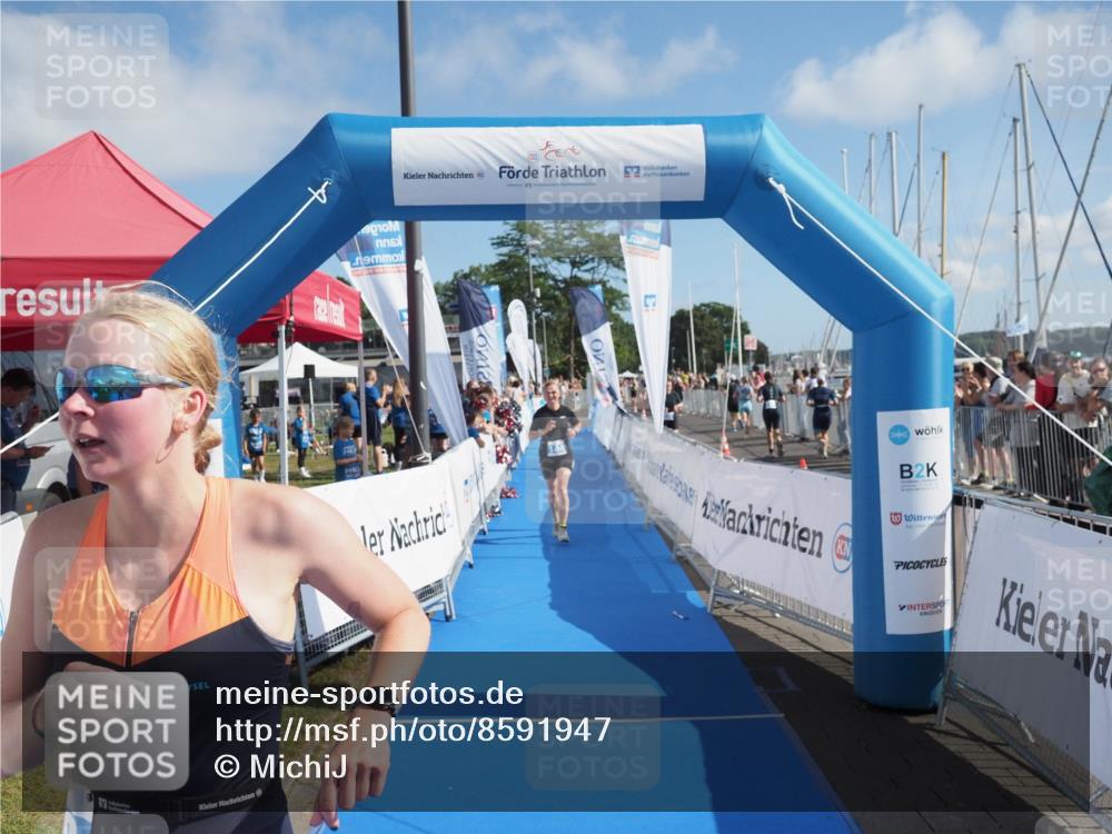 17.08.2025 - KN Förde Triathlon 2025 MichiJ http://msf.ph/oto/8591947 17.08.2025 10:34:29 Laufen 144, 158 meine-sportfotos.de