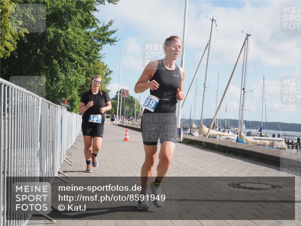 17.08.2025 - KN Förde Triathlon 2025 KatJ http://msf.ph/oto/8591949 17.08.2025 10:19:30 Laufen 167, 189, 205, 212 meine-sportfotos.de