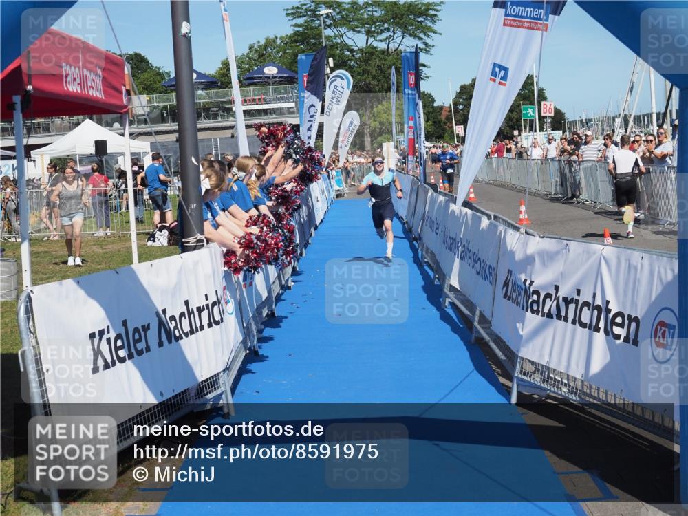 17.08.2025 - KN Förde Triathlon 2025 MichiJ http://msf.ph/oto/8591975 17.08.2025 13:51:49 Laufen 416, 460, 469 meine-sportfotos.de
