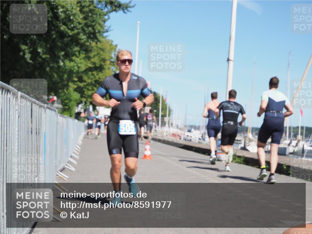 17.08.2025 - KN Förde Triathlon 2025 KatJ http://msf.ph/oto/8591977 17.08.2025 13:37:46 Laufen 411, 457, 505 meine-sportfotos.de