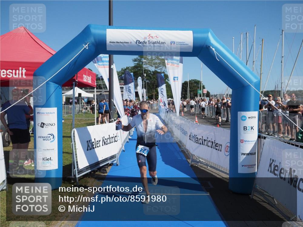 17.08.2025 - KN Förde Triathlon 2025 MichiJ http://msf.ph/oto/8591980 17.08.2025 11:54:24 Laufen 274 meine-sportfotos.de