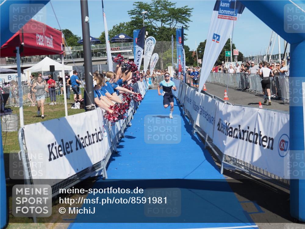 17.08.2025 - KN Förde Triathlon 2025 MichiJ http://msf.ph/oto/8591981 17.08.2025 13:51:49 Laufen 416, 460, 469 meine-sportfotos.de