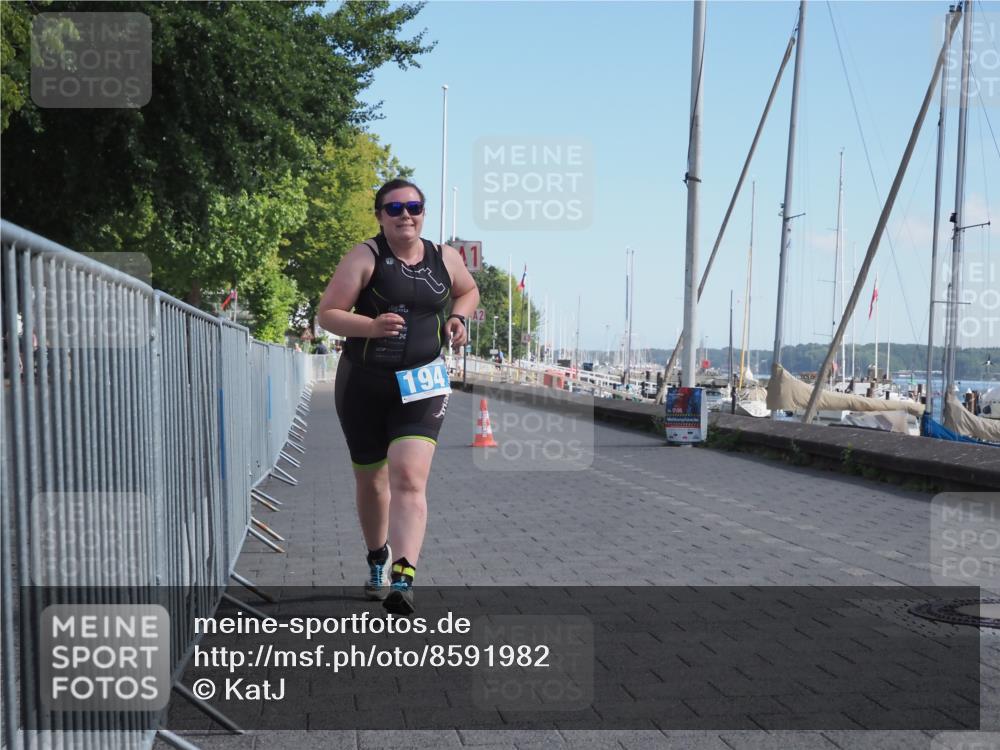 17.08.2025 - KN Förde Triathlon 2025 KatJ http://msf.ph/oto/8591982 17.08.2025 10:56:54 Laufen 194 meine-sportfotos.de