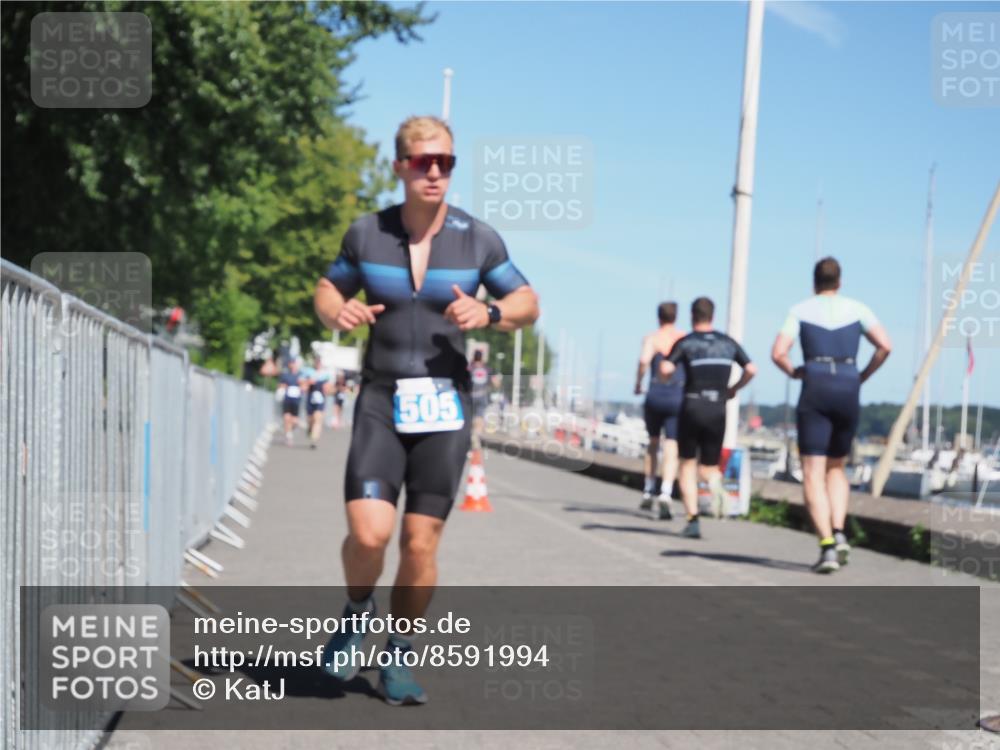 17.08.2025 - KN Förde Triathlon 2025 KatJ http://msf.ph/oto/8591994 17.08.2025 13:37:46 Laufen 411, 457, 505 meine-sportfotos.de