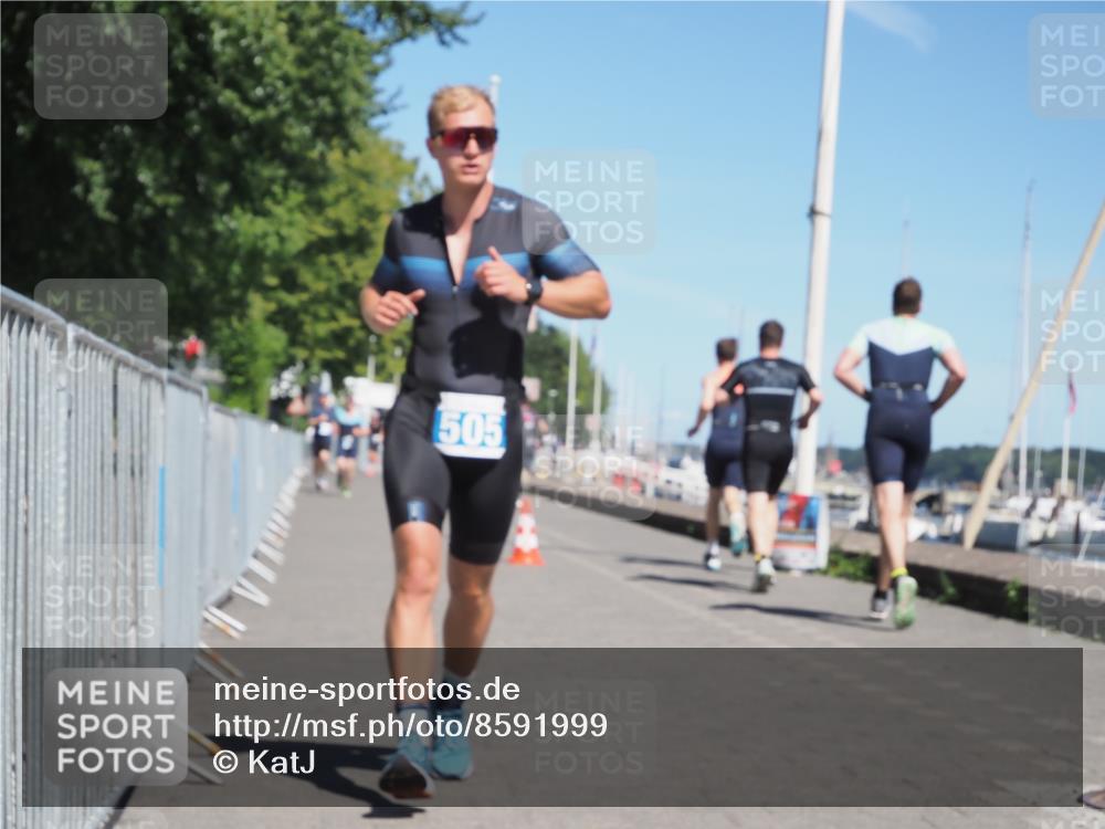 17.08.2025 - KN Förde Triathlon 2025 KatJ http://msf.ph/oto/8591999 17.08.2025 13:37:46 Laufen 411, 457, 505 meine-sportfotos.de