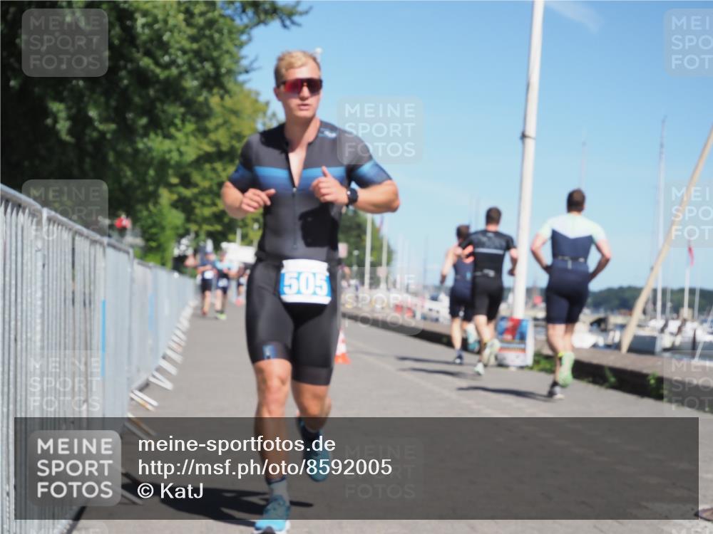 17.08.2025 - KN Förde Triathlon 2025 KatJ http://msf.ph/oto/8592005 17.08.2025 13:37:46 Laufen 411, 457, 505 meine-sportfotos.de