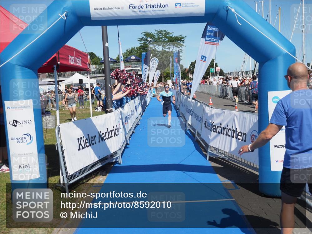 17.08.2025 - KN Förde Triathlon 2025 MichiJ http://msf.ph/oto/8592010 17.08.2025 13:51:50 Laufen 460, 469 meine-sportfotos.de