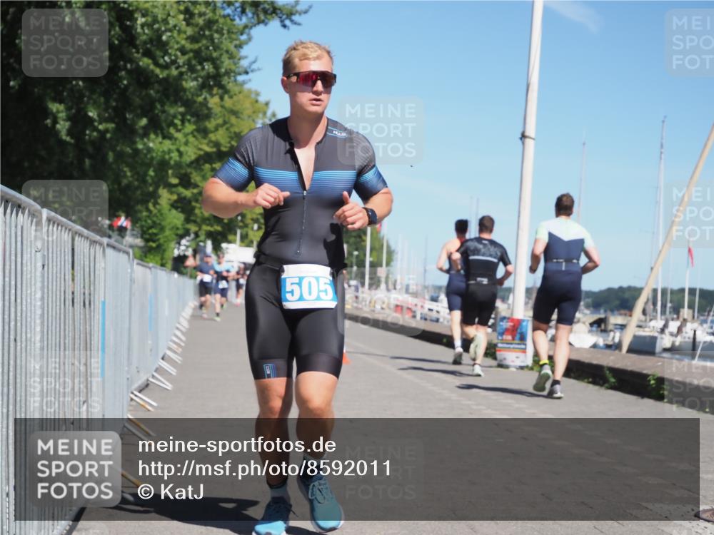 17.08.2025 - KN Förde Triathlon 2025 KatJ http://msf.ph/oto/8592011 17.08.2025 13:37:46 Laufen 411, 457, 505 meine-sportfotos.de