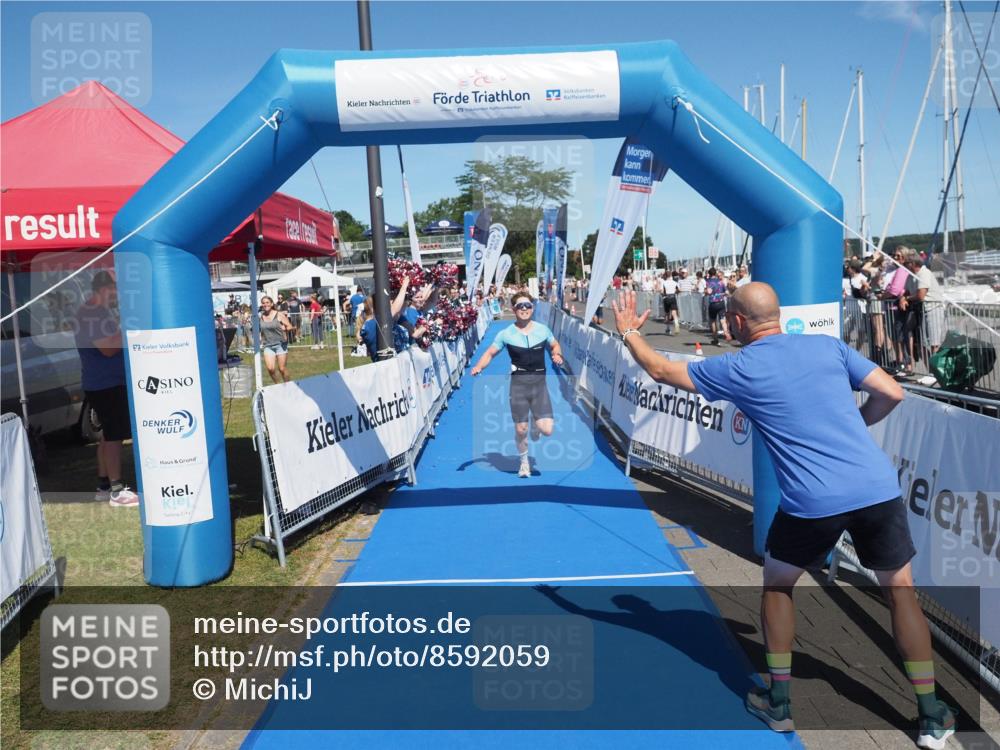 17.08.2025 - KN Förde Triathlon 2025 MichiJ http://msf.ph/oto/8592059 17.08.2025 13:51:51 Laufen 469 meine-sportfotos.de