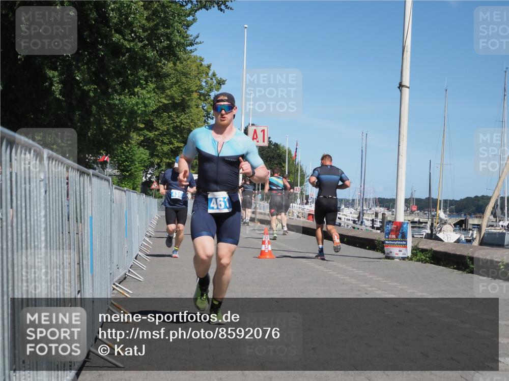 17.08.2025 - KN Förde Triathlon 2025 KatJ http://msf.ph/oto/8592076 17.08.2025 13:37:55 Laufen 397, 417, 436, 442, 461 meine-sportfotos.de