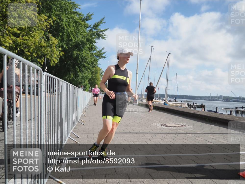 17.08.2025 - KN Förde Triathlon 2025 KatJ http://msf.ph/oto/8592093 17.08.2025 10:19:38 Laufen 205, 212, 243 meine-sportfotos.de