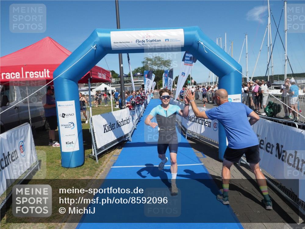 17.08.2025 - KN Förde Triathlon 2025 MichiJ http://msf.ph/oto/8592096 17.08.2025 13:51:51 Laufen 469 meine-sportfotos.de