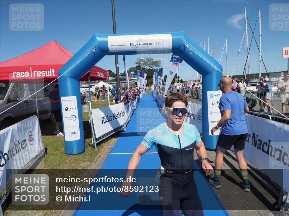 17.08.2025 - KN Förde Triathlon 2025 MichiJ http://msf.ph/oto/8592123 17.08.2025 13:51:52 Laufen 469 meine-sportfotos.de