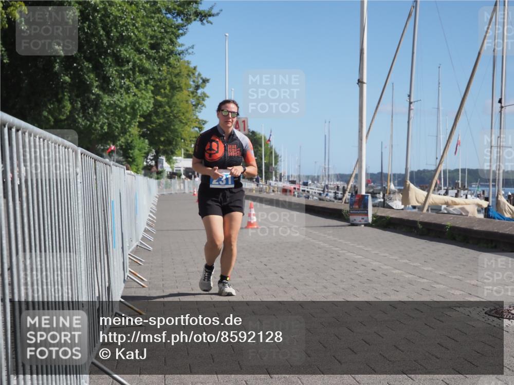 17.08.2025 - KN Förde Triathlon 2025 KatJ http://msf.ph/oto/8592128 17.08.2025 10:58:18 Laufen 231 meine-sportfotos.de