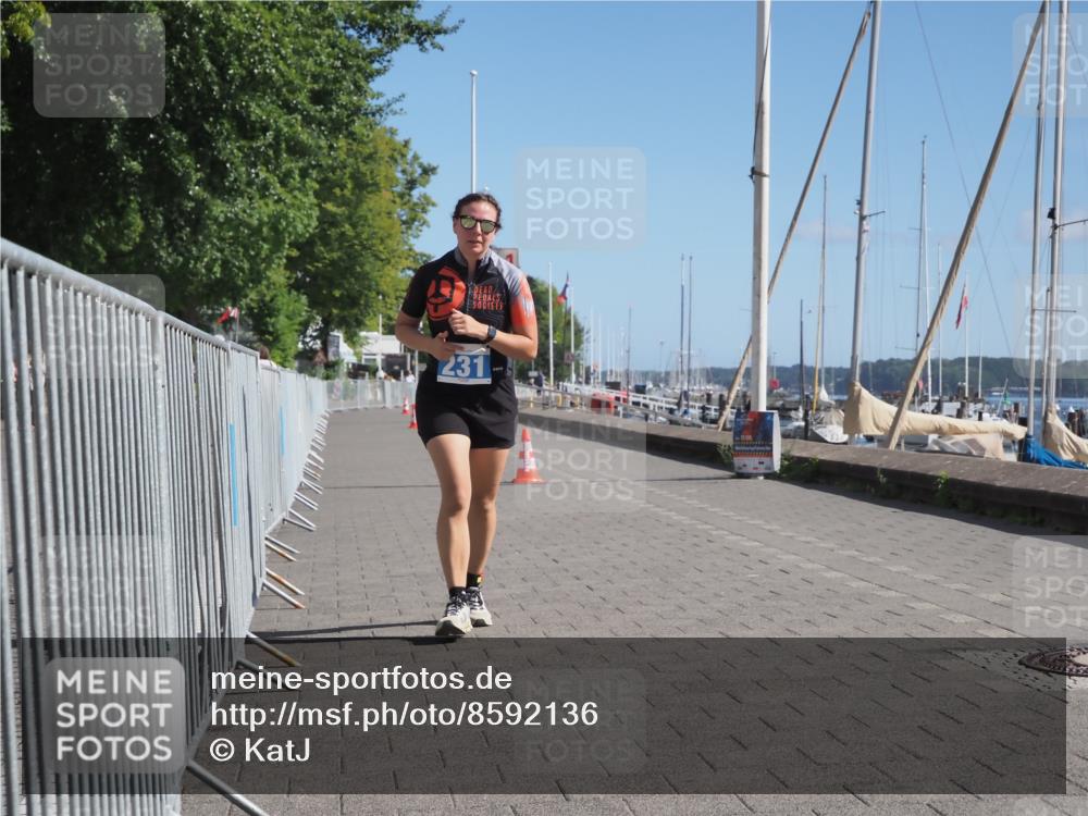 17.08.2025 - KN Förde Triathlon 2025 KatJ http://msf.ph/oto/8592136 17.08.2025 10:58:18 Laufen 231 meine-sportfotos.de