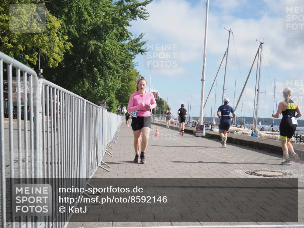 17.08.2025 - KN Förde Triathlon 2025 KatJ http://msf.ph/oto/8592146 17.08.2025 10:19:42 Laufen 243 meine-sportfotos.de