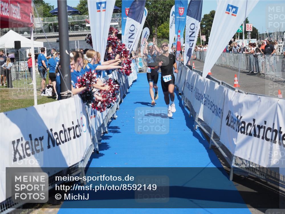 17.08.2025 - KN Förde Triathlon 2025 MichiJ http://msf.ph/oto/8592149 17.08.2025 13:52:15 Laufen 471, 501 meine-sportfotos.de