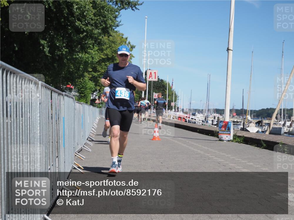 17.08.2025 - KN Förde Triathlon 2025 KatJ http://msf.ph/oto/8592176 17.08.2025 13:37:59 Laufen 397, 417, 436, 442, 461 meine-sportfotos.de