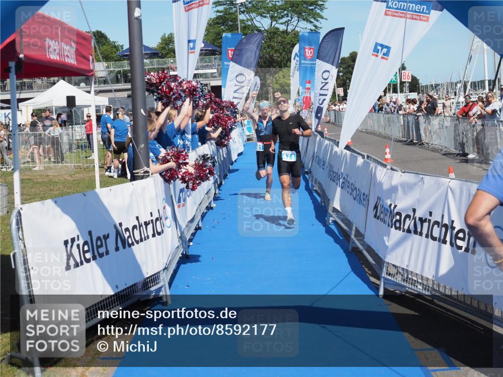 17.08.2025 - KN Förde Triathlon 2025 MichiJ http://msf.ph/oto/8592177 17.08.2025 13:52:16 Laufen 471, 501 meine-sportfotos.de