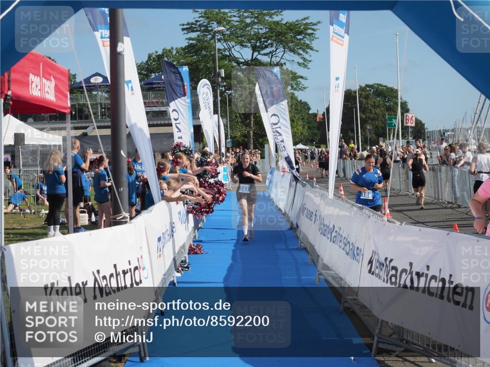 17.08.2025 - KN Förde Triathlon 2025 MichiJ http://msf.ph/oto/8592200 17.08.2025 10:35:05 Laufen 241 meine-sportfotos.de