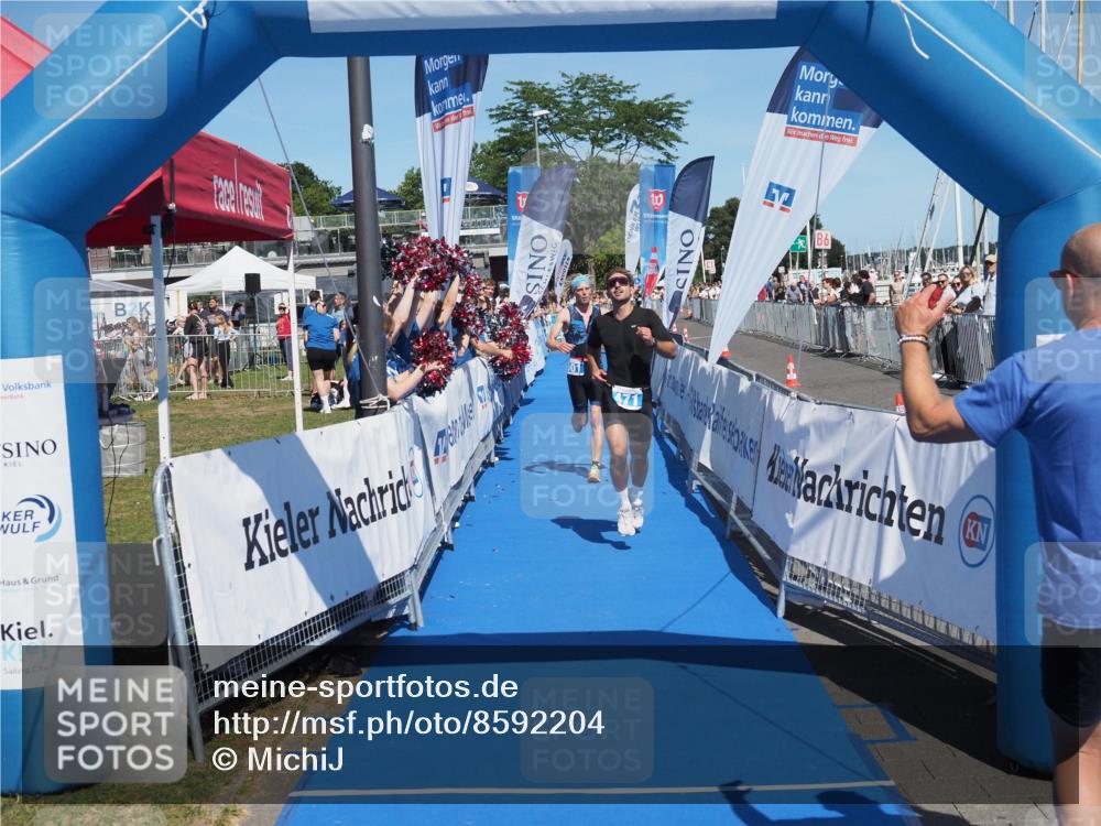 17.08.2025 - KN Förde Triathlon 2025 MichiJ http://msf.ph/oto/8592204 17.08.2025 13:52:16 Laufen 471, 501 meine-sportfotos.de