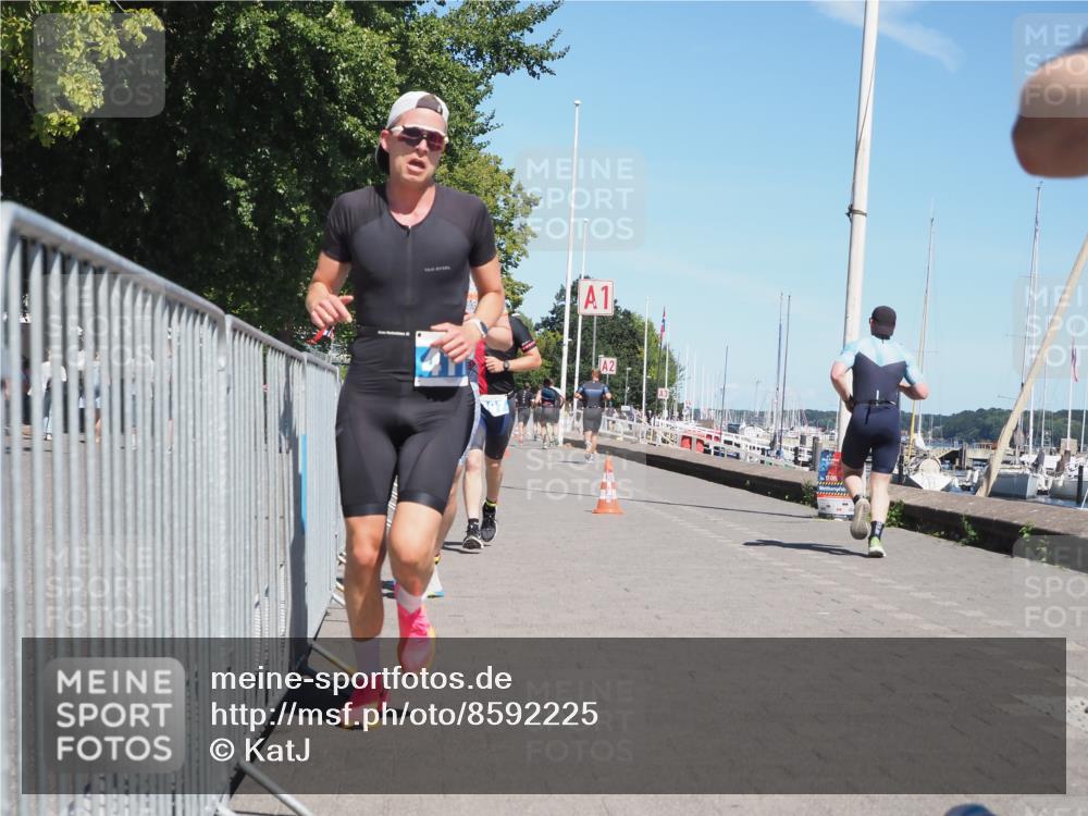 17.08.2025 - KN Förde Triathlon 2025 KatJ http://msf.ph/oto/8592225 17.08.2025 13:38:02 Laufen 397, 417, 436, 442, 529 meine-sportfotos.de