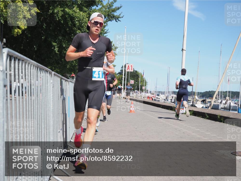 17.08.2025 - KN Förde Triathlon 2025 KatJ http://msf.ph/oto/8592232 17.08.2025 13:38:02 Laufen 397, 417, 436, 442, 529 meine-sportfotos.de
