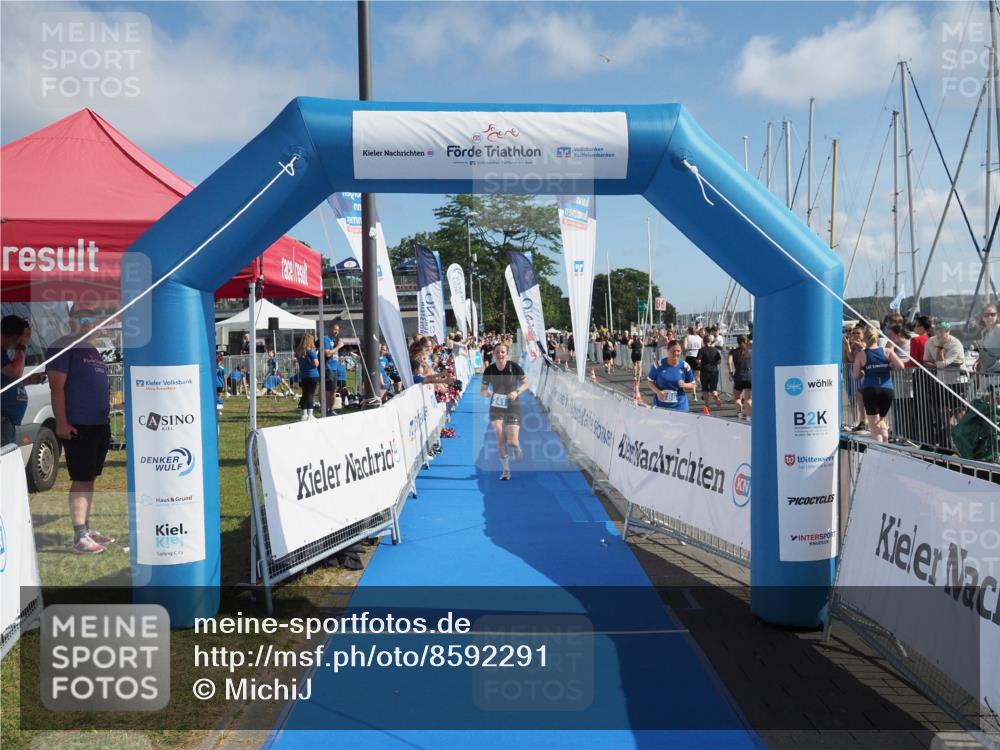 17.08.2025 - KN Förde Triathlon 2025 MichiJ http://msf.ph/oto/8592291 17.08.2025 10:35:07 Laufen 241 meine-sportfotos.de