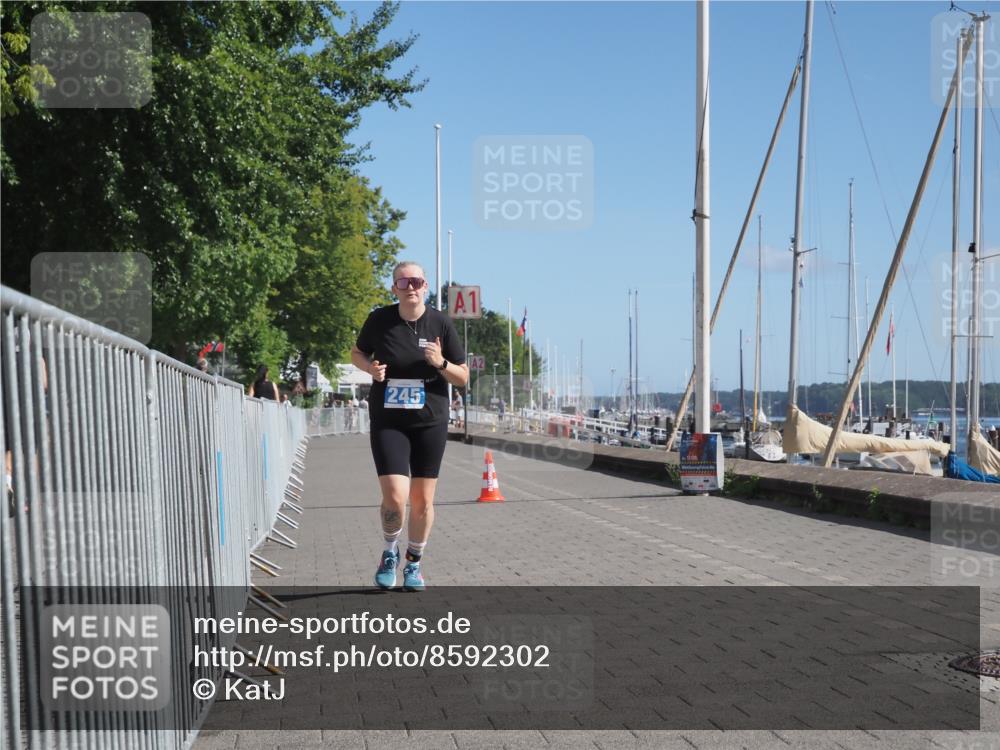 17.08.2025 - KN Förde Triathlon 2025 KatJ http://msf.ph/oto/8592302 17.08.2025 10:59:05 Laufen 245 meine-sportfotos.de