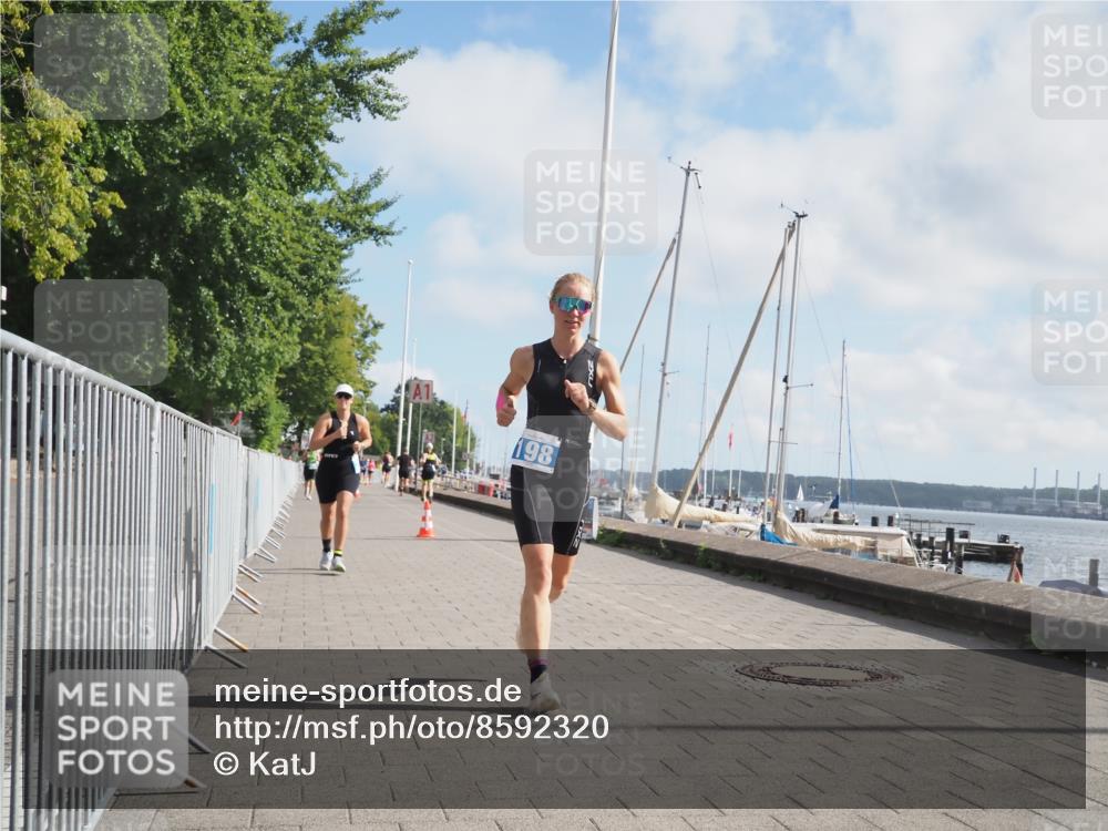 17.08.2025 - KN Förde Triathlon 2025 KatJ http://msf.ph/oto/8592320 17.08.2025 10:19:53 Laufen 198, 201, 228 meine-sportfotos.de