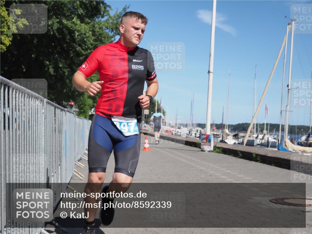 17.08.2025 - KN Förde Triathlon 2025 KatJ http://msf.ph/oto/8592339 17.08.2025 13:38:05 Laufen 397, 417, 442, 529 meine-sportfotos.de