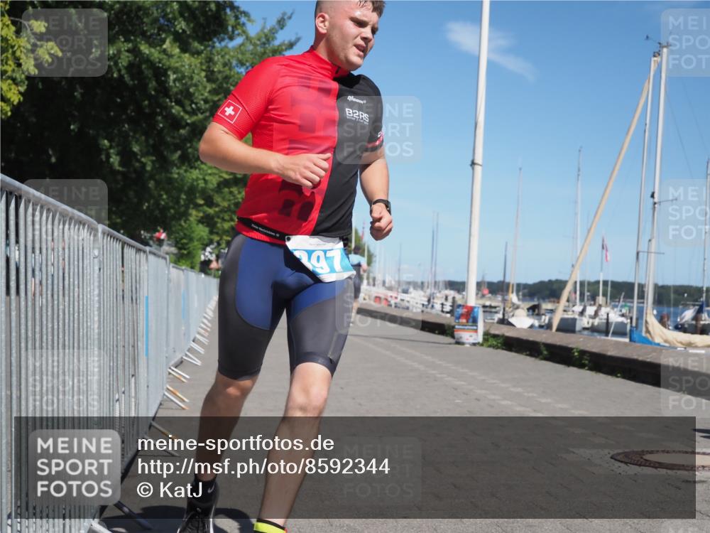 17.08.2025 - KN Förde Triathlon 2025 KatJ http://msf.ph/oto/8592344 17.08.2025 13:38:05 Laufen 397, 417, 442, 529 meine-sportfotos.de