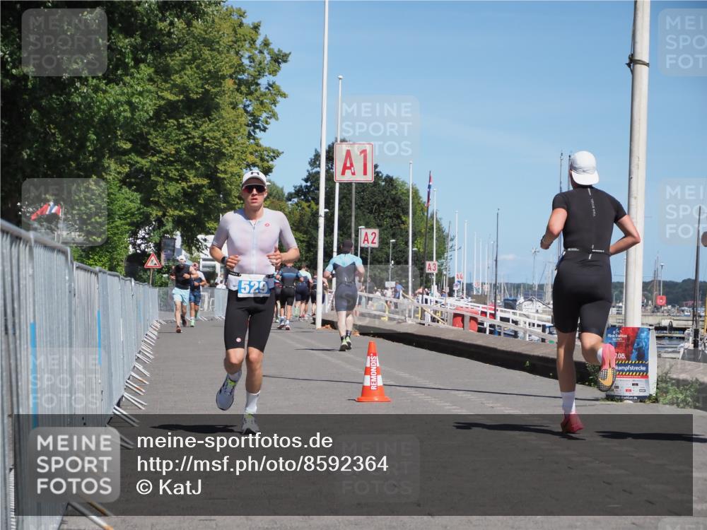 17.08.2025 - KN Förde Triathlon 2025 KatJ http://msf.ph/oto/8592364 17.08.2025 13:38:07 Laufen 397, 529 meine-sportfotos.de