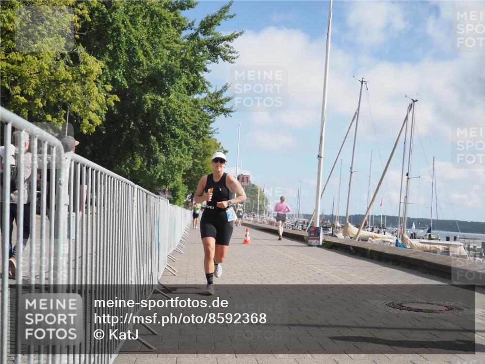 17.08.2025 - KN Förde Triathlon 2025 KatJ http://msf.ph/oto/8592368 17.08.2025 10:19:55 Laufen 198, 201, 228 meine-sportfotos.de