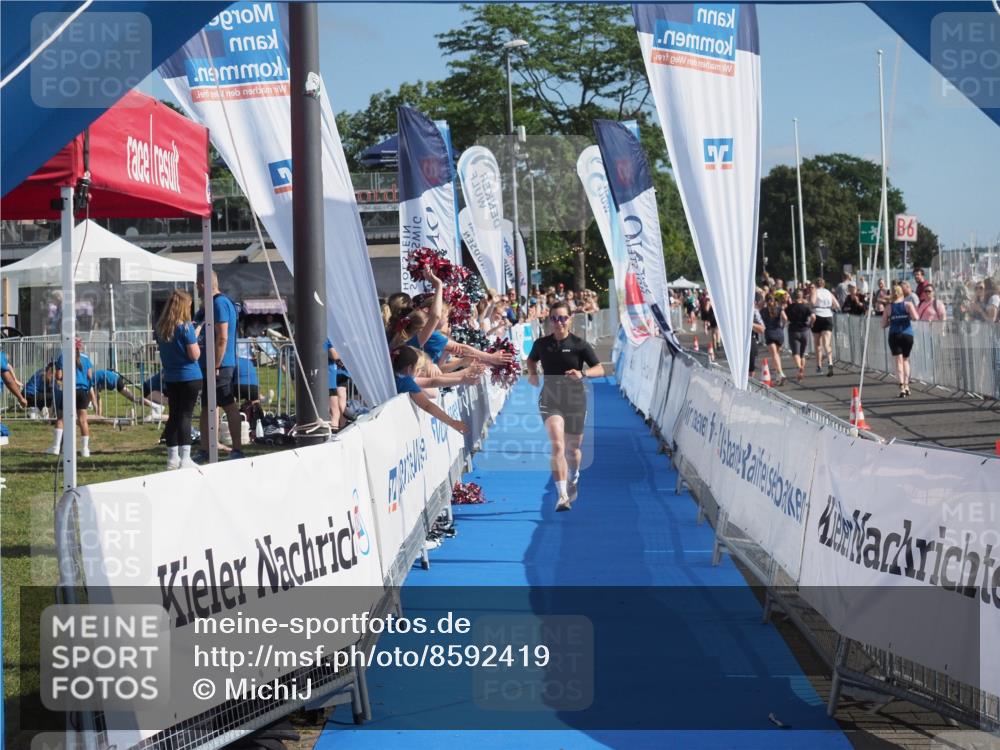 17.08.2025 - KN Förde Triathlon 2025 MichiJ http://msf.ph/oto/8592419 17.08.2025 10:35:14 Laufen 228, 241 meine-sportfotos.de