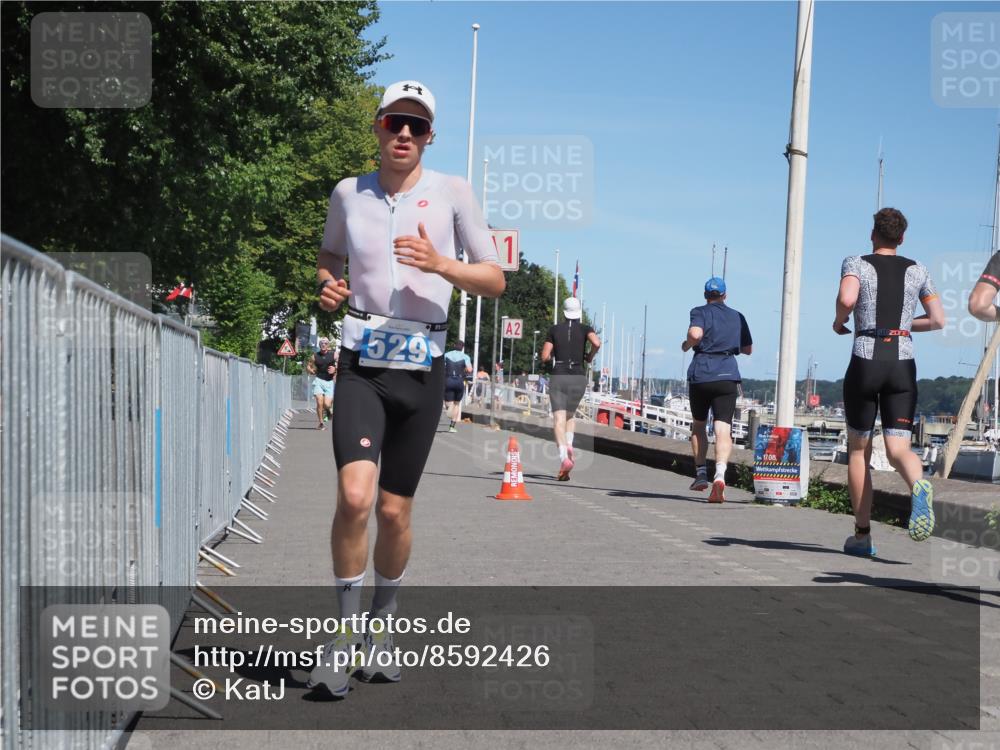 17.08.2025 - KN Förde Triathlon 2025 KatJ http://msf.ph/oto/8592426 17.08.2025 13:38:09 Laufen 529 meine-sportfotos.de