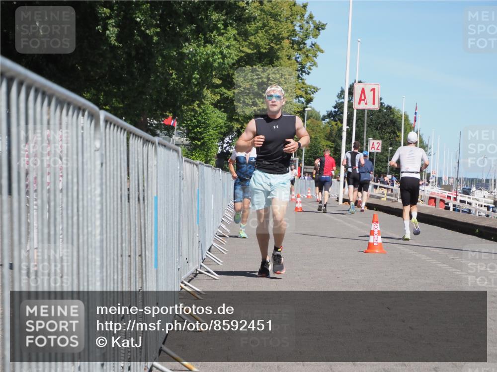 17.08.2025 - KN Förde Triathlon 2025 KatJ http://msf.ph/oto/8592451 17.08.2025 13:38:19 Laufen 416, 490 meine-sportfotos.de