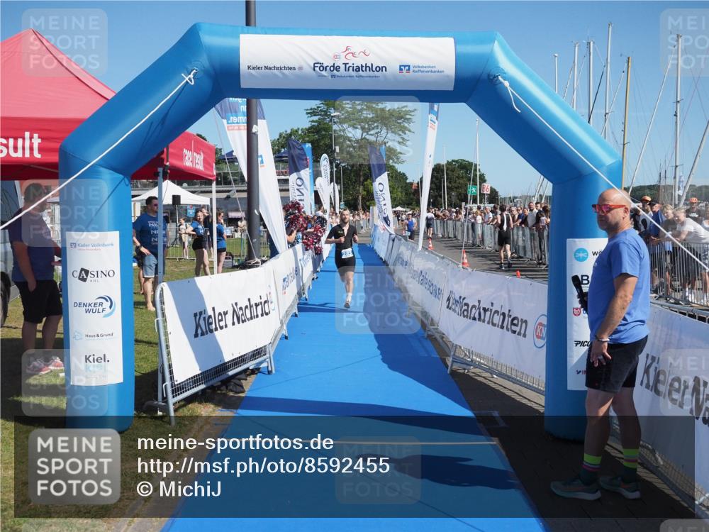 17.08.2025 - KN Förde Triathlon 2025 MichiJ http://msf.ph/oto/8592455 17.08.2025 11:57:44 Laufen 265, 283 meine-sportfotos.de